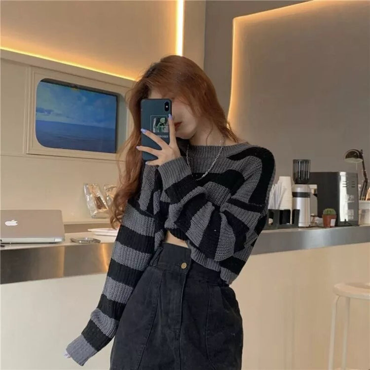 Moody Oversized Striped Cropped Sweater