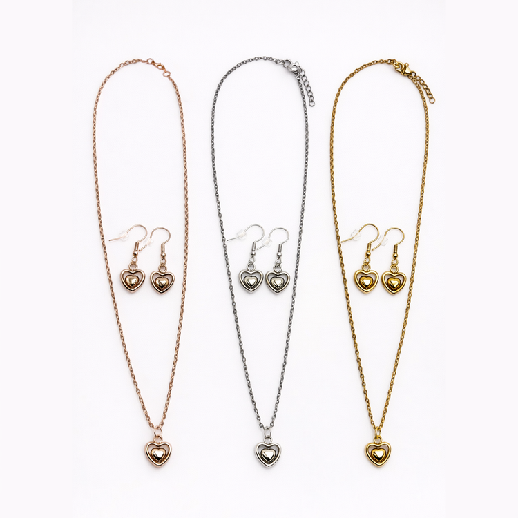 Two Moody Originals: Linked Hearts Jewelry Set – Local Stock