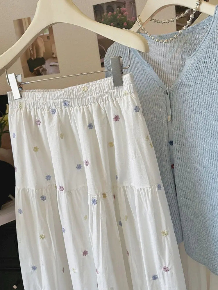 Daisy Daydream Midi Skirt – Local Stock