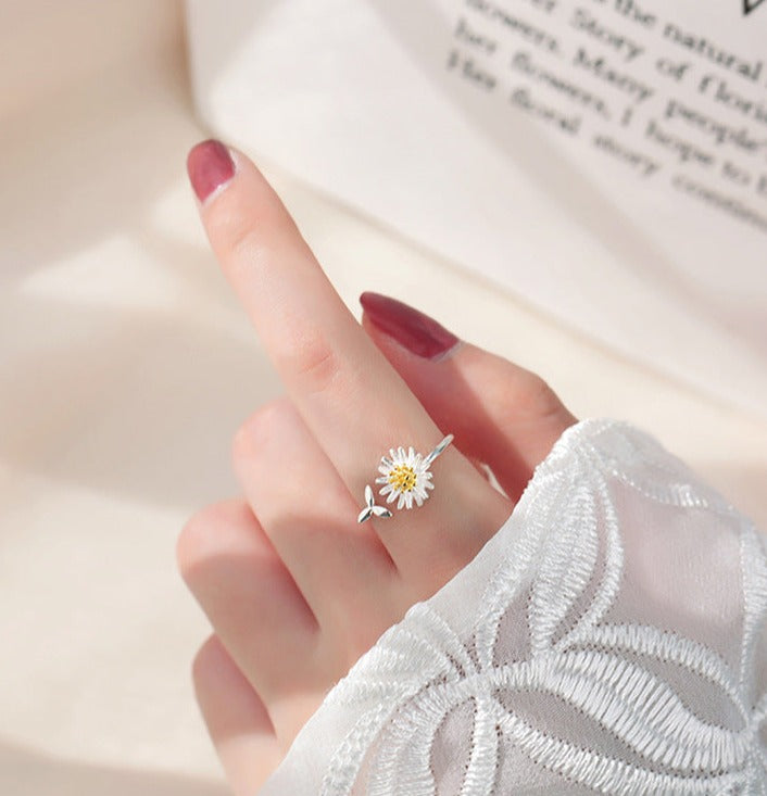 Daisy Flower Ring
