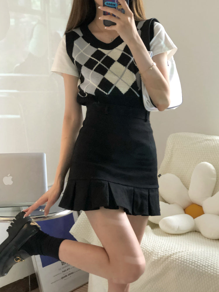 Retro High Waisted Low Pleated Skirt