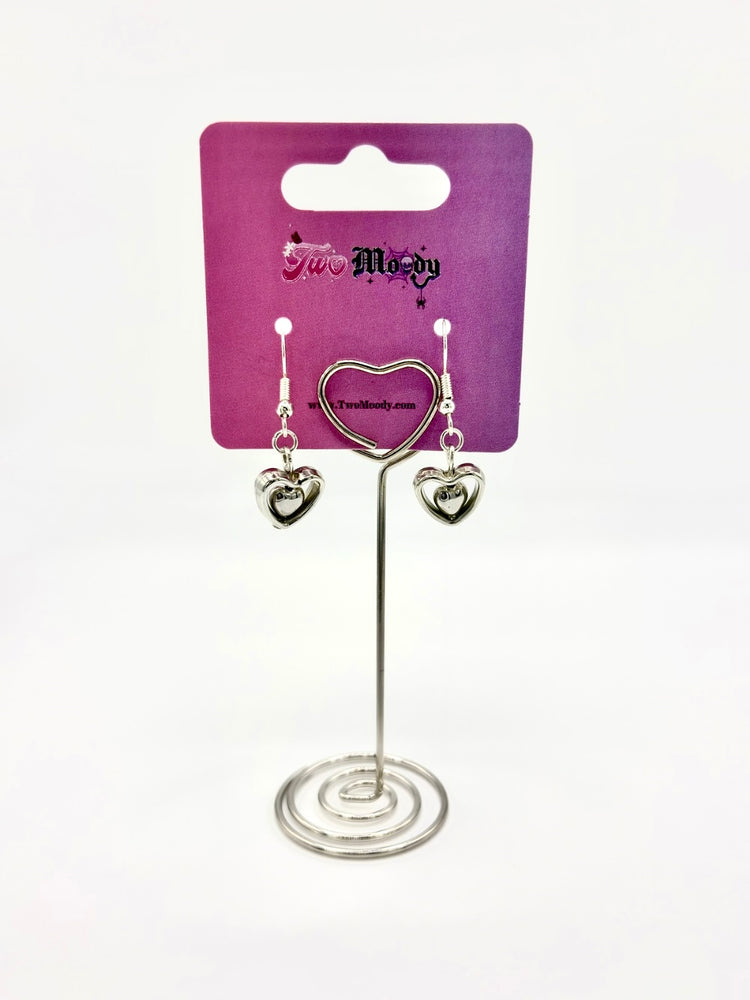 Two Moody Originals: Linked Hearts Jewelry Set – Local Stock