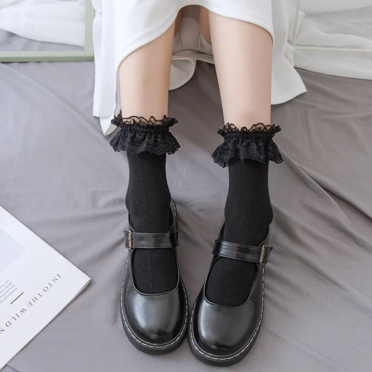 Frill Seeker Socks