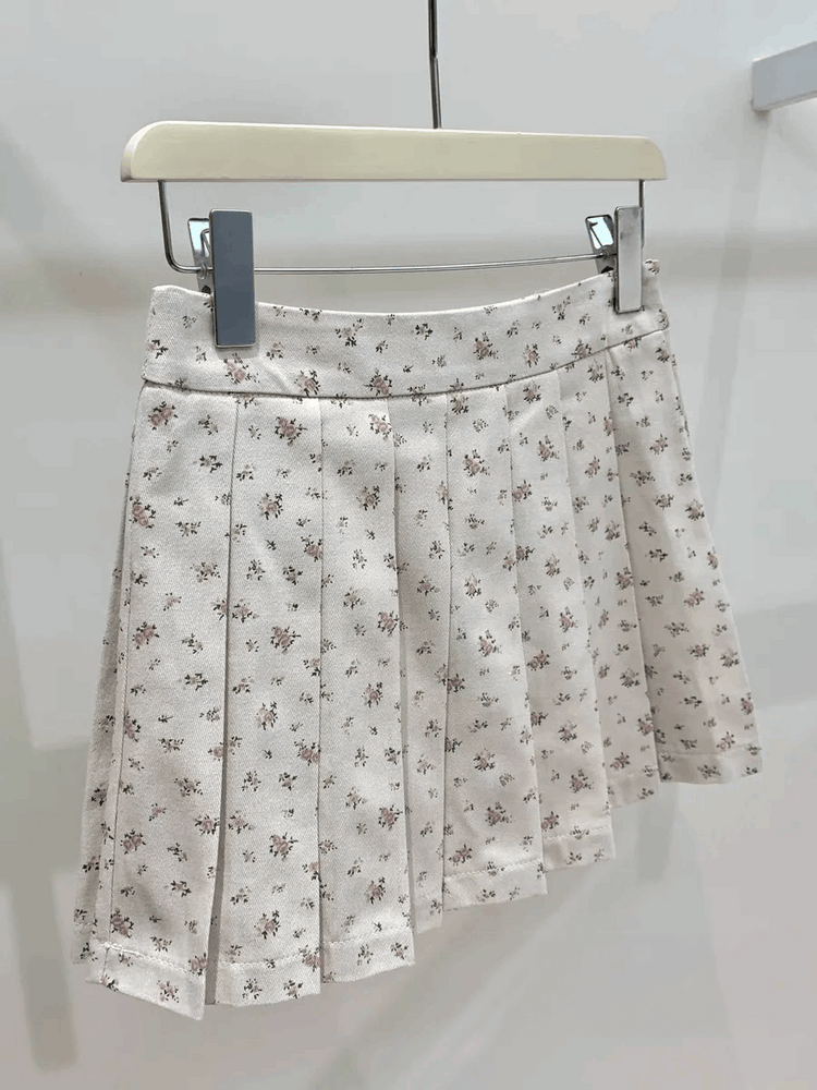 Darling Blossom Pleated Skort