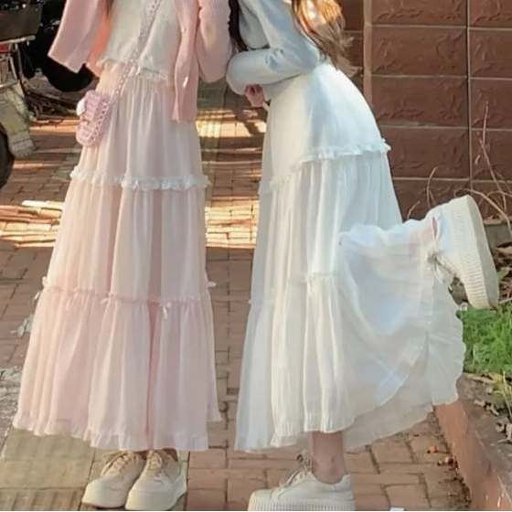 Waltz Daydream Midi Skirt