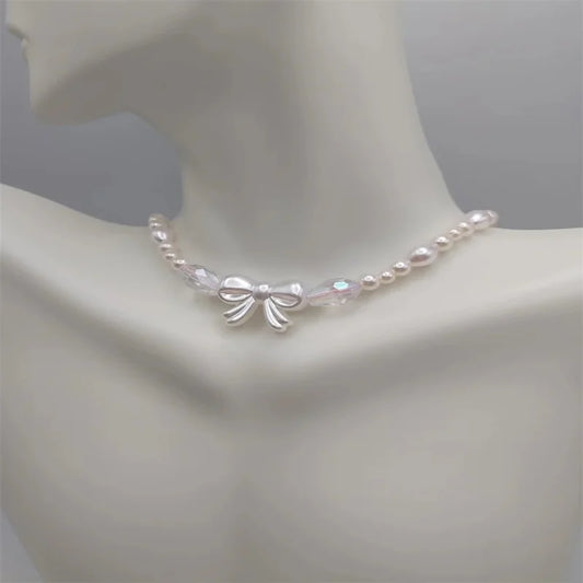 Charming Pearl Bow Choker