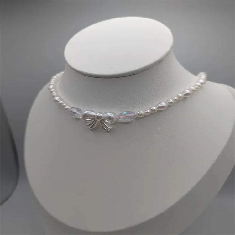 Charming Pearl Bow Choker