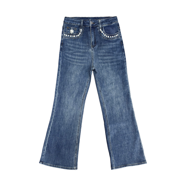 Front view of the Main Mood Cloud-Stretch Flare Jeans in the style Pearly Bliss, featuring alternating small and medium pearls outlining the front pockets and a pearl flower on the fifth pocket.