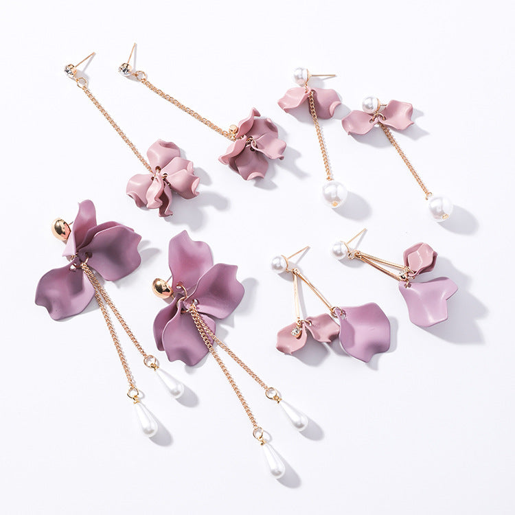 Dangle Flower Pearl Earrings